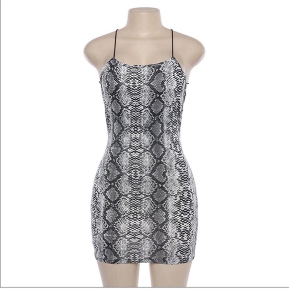 Snakeskin dress - Picture 5 of 5